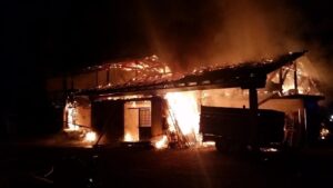 Wirtschaftsgebäude vollbrand